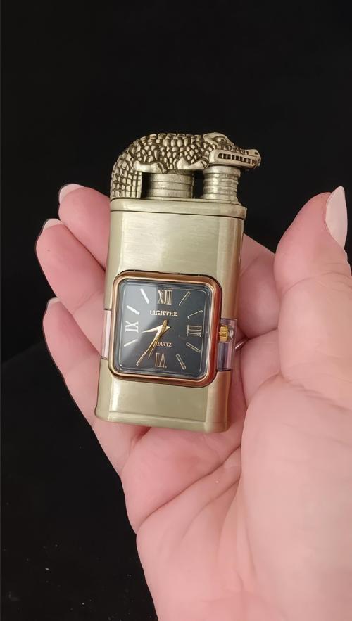 Timsah Başlıklı Antik Gold Saatli Çakmak