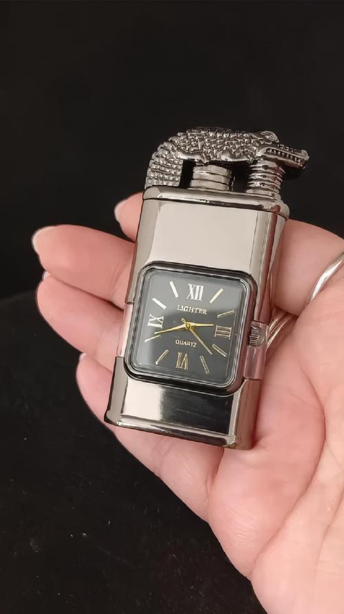 Füme Metal Timsah Başlıklı Saatli Jet Alevli Çakmak