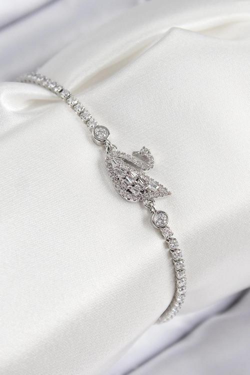 BFS Pirinç Zirkon Taşlı Kuğu Model Gümüş Renk Kadın Bileklik