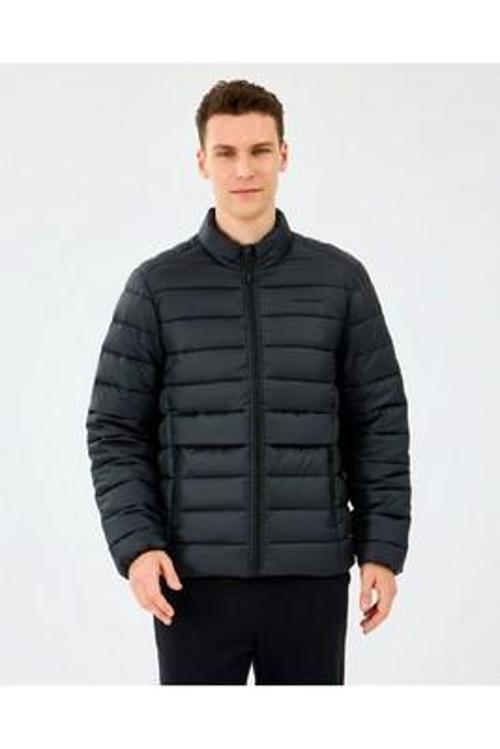 S231242-3817 M Essential Outerwear Erkek Mont