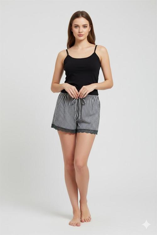 Çizgili Penye Kadın Ev Şortu Bacak Dantel Detaylı Ev Giyim Siyah