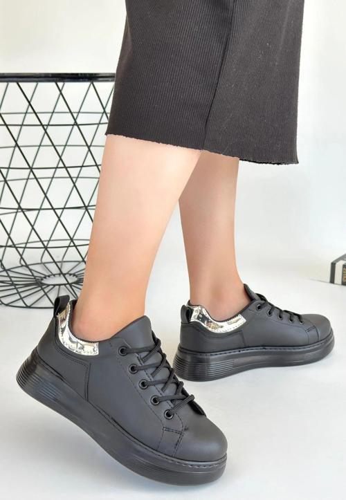 Sofio Siyah Cilt Bağcıklı Spor Ayakkabı