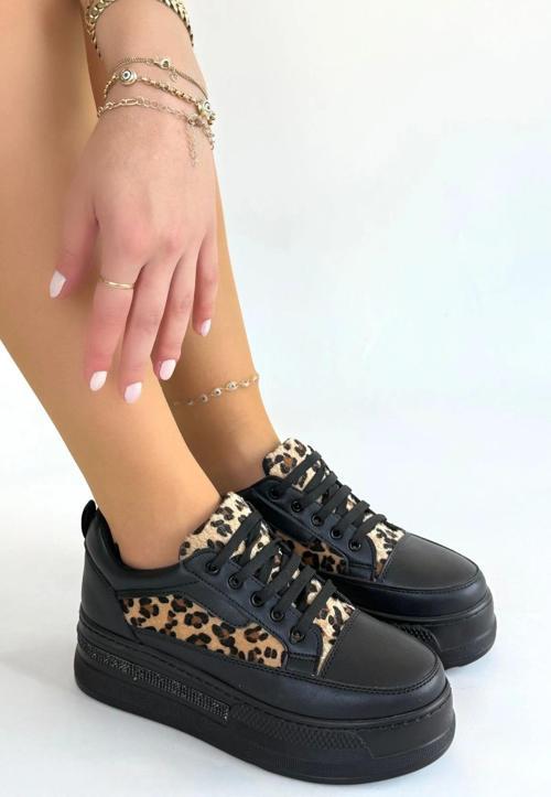 Lorrin Siyah Cilt Leopar Detaylı Bağcıklı Spor Ayakkabı