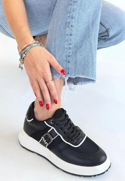 Tanwe Siyah Cilt Bağcıklı Spor Ayakkabı