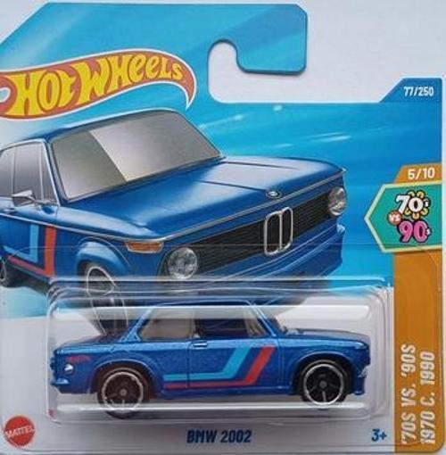 Tekli Arabalar BMW 2002 JBB61 ('70s vs. '90s)