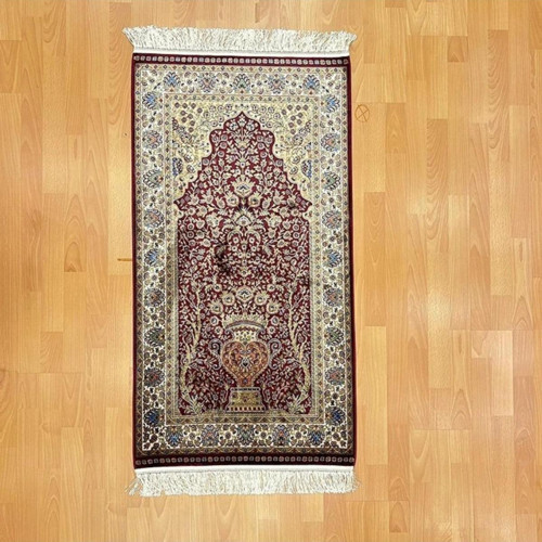 Mihrâb-ı Gülzâr Motifli 60x120 CM İpek Seccade Bordo