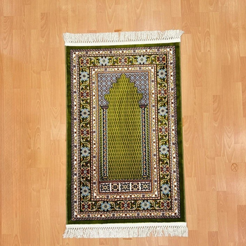 Lalezar Motifli Yünlü Seccade Yeşil