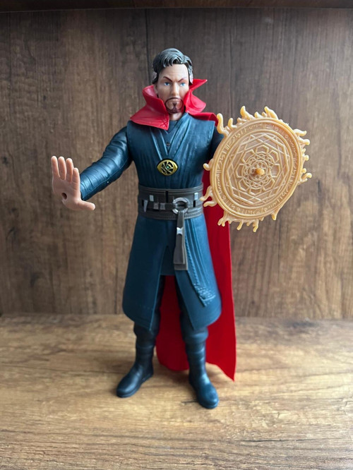 Doctor Strange In The Multiverse Of Madness Sesli Işıklı Doctor Strange Figür Oyuncak 30 Cm