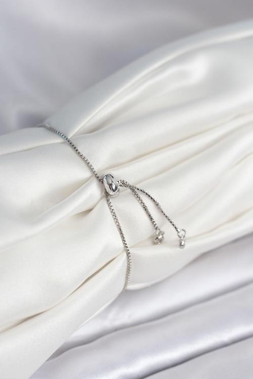 Zarif Bilekler için Çiçek Tasarım Asansörlü Silver Kadın Bileklik