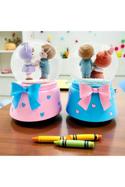 Çift Aşık Kar Küresi Büyük Boy Kurmalı Hediyelik Kar Küresi 1 Adet