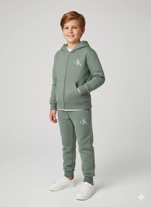 CK Kapüşonlu Fırçalı Pamuk Çocuk Takımı – Çift Cepli Üst & Cepsiz Jogger Alt