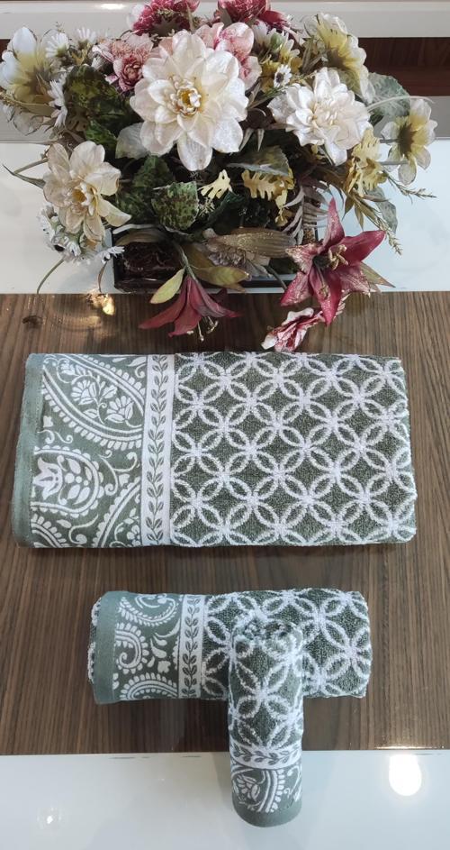 El ve yüz Havlusu Hediyeli) (1adet) Bukle Coton 70x140 cm. Banyo havlusu