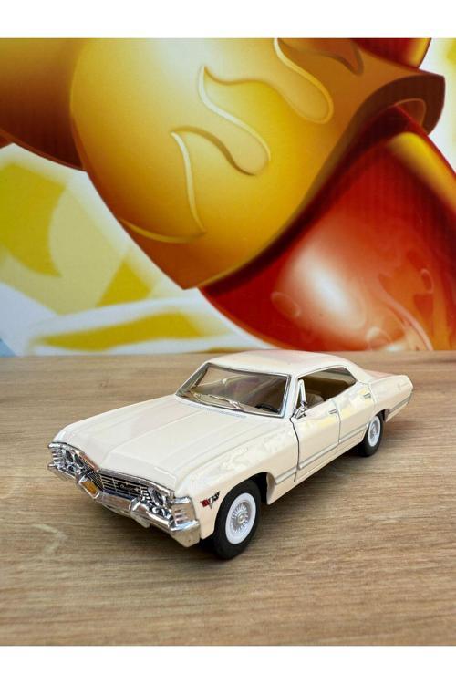 Çek Bırak 1967 Chevrolet Impala Krem Diecast Araba Açılan Kapılar 1967 Chevy Impala Model Araba