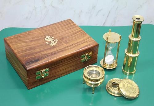 MDB Ahşap Kutulu Dürbün, Kum Saati, Büyüteç, Pusula Seti