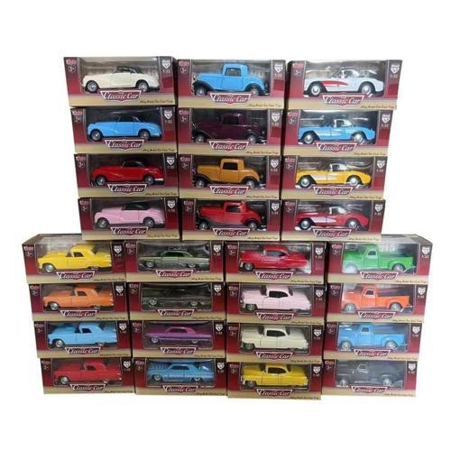 Nessiworld WK-616-3-4-6-10-14-16-17 KUT CB 1 32 KLASİK ARABA