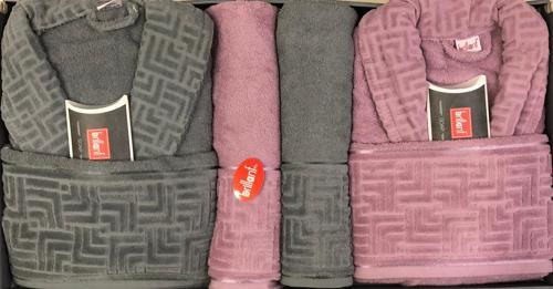 Brillant Kısmi Kadife %100 Pamuklu 8 Parça Aile Bornoz Seti