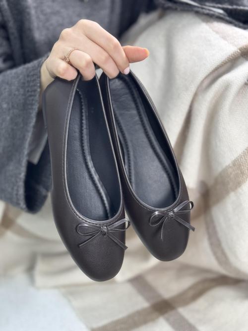 Günlük Kadın Babet Oval Burunlu Fiyonklu Krokodil Rahat Kalıp Tırtıklı Taban Balerin Ayakkabı 112