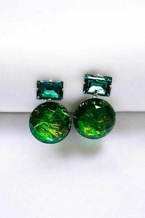 YEŞİL TAŞLI SALLANTILI KÜPE