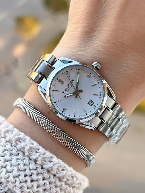 Çelik Kordon Kararma Renk Atma Yapmaz 3 Atm Suya Dayanıklı Kadın Kol Saati BTJ.YN10059.1