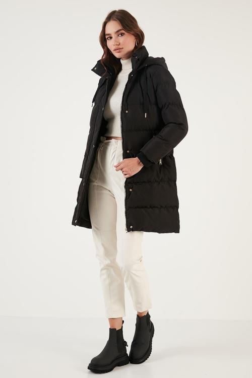 Cepli Kapüşonlu Kışlık Uzun Şişme Bayan Mont 55650542 SİYAH