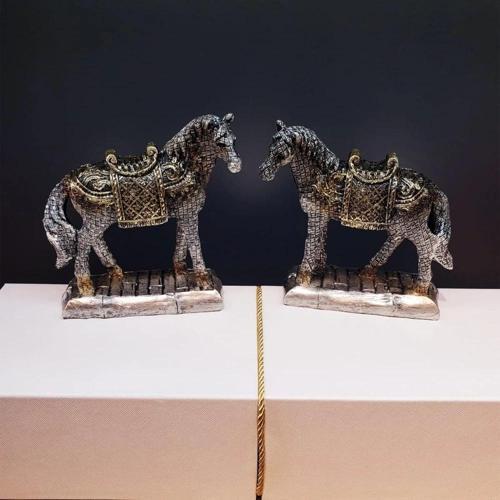 Dekoratif At Biblosu