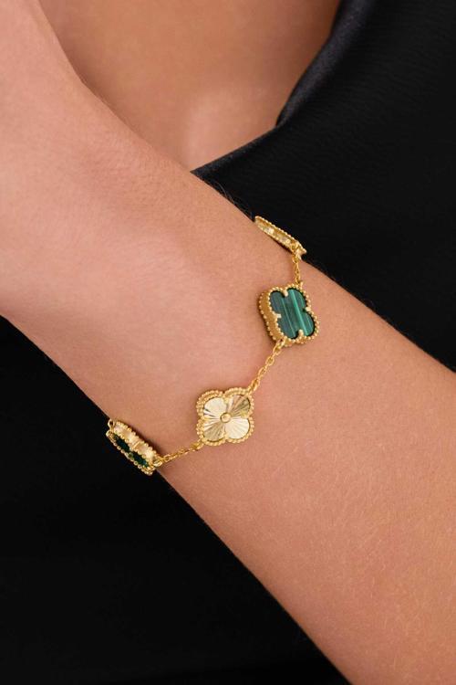 Yonca Şans Model 5 Motifli Yeşil Malakit Renk Doğal Taşlı Ve Lazer Kalemli Tasarım Gümüş Bileklik