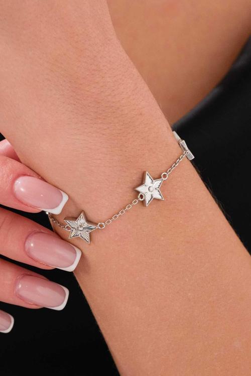 Yıldız 3 Motifli Parıltılı Zarif Tasarım Lazer Kalemli İşleme Özel Seri 925 Ayar Gümüş Bileklik