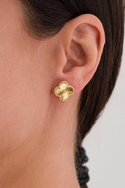 Yonca Şans Model Parlak Lazer Kalemli Zarif Tasarım Altın Kaplama 925 Ayar Küpeler (14 Mm)