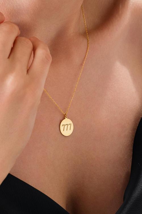777 Mucizeler Seninle Melek Sayısı Işıltılı Tasarım Gold 14 Ayar Altın Kaplama 925 Ayar Kolyeler
