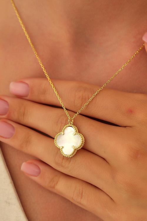 Yonca Şans Model Tasarım Beyaz Taşlı 16 Mm Altın Kaplama 925 Ayar Kolyeler