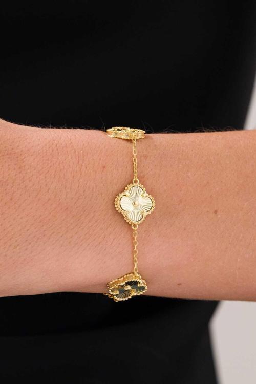 925 Ayar Gümüş 3 Yonca Şans Model Lazer Kalemli Işıltı Özel 14 Ayar Altın Kaplama Gümüş Bileklik