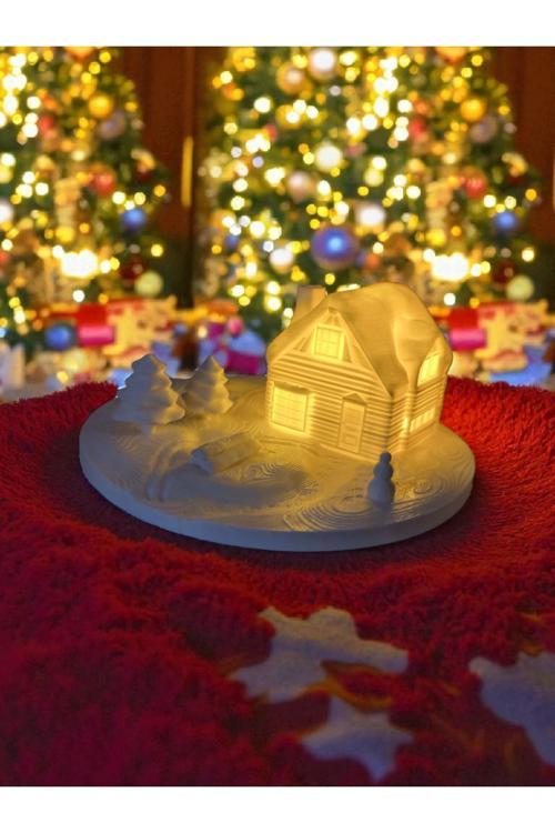 Mini Kış Evi – Peri Led Işıklı Ev Dekoru | Yılbaşı Temalı (12 Cm) Hediye Fikri