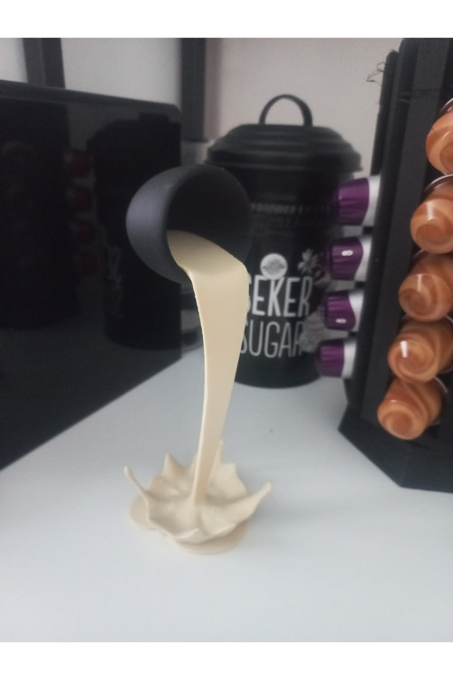 Dökülen Kahve Figürü - Bronz Krem Dekoratif Obje -Biblo - Kahve- Sıcak Çikolata Figür