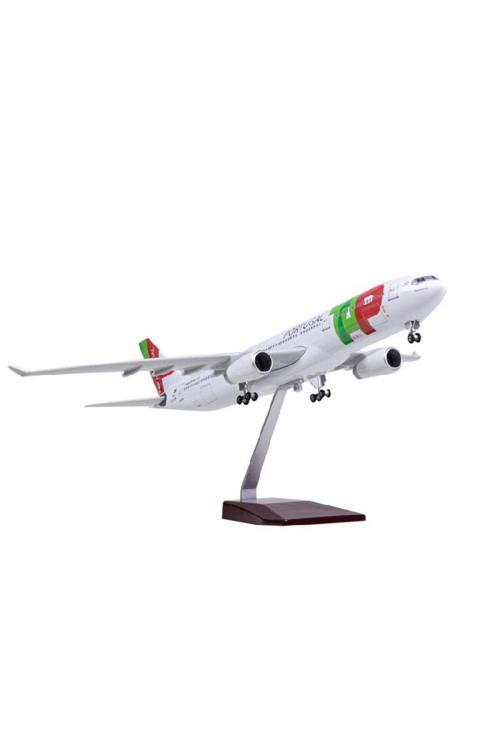 Hediyelik Maket Uçak – Portugal 1:80 Ölçek | 47 Cm Dekoratif Model Uçak Koleksiyon