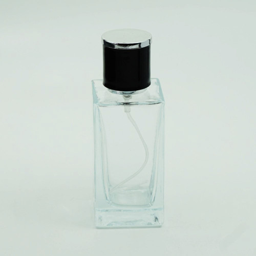 BOŞ PARFÜM ŞİŞESİ 50 ML KARE (5 ADET) (SPREY APARAT İLE KAPATILIR-KOLAY KAPAMA) BOŞ ŞİŞE
