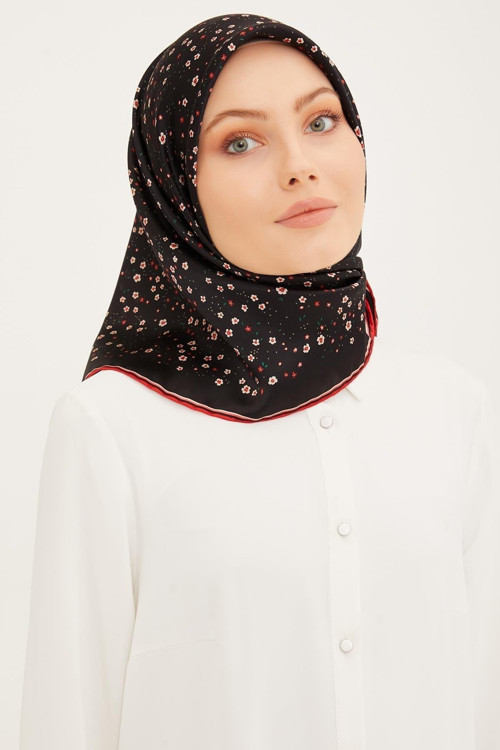 Özel Nostalji Serisi Sura Ipek Eşarp 8900-13