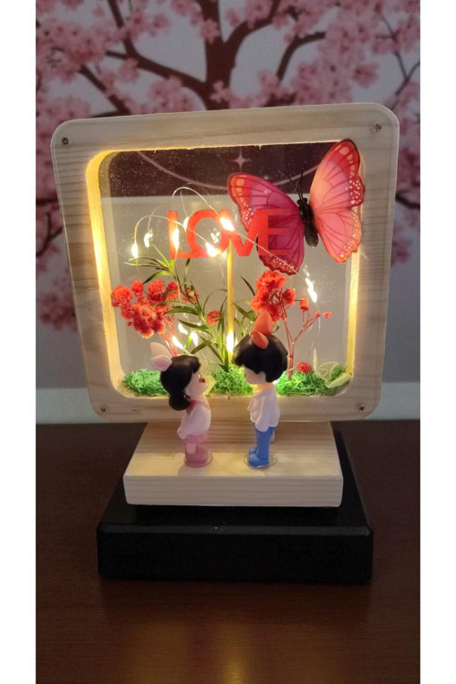 Işıklı Love Yazan Sevgililer Gününe Özel Biblo Boyut 17Cm*14Cm