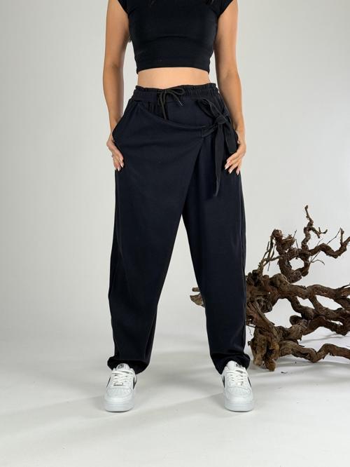 Kemer Detaylı Tasarım Siyah Kadın Pantolon COC1054