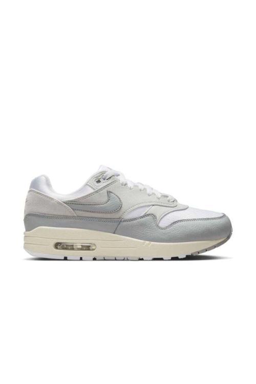Nike Air Max 1 Light