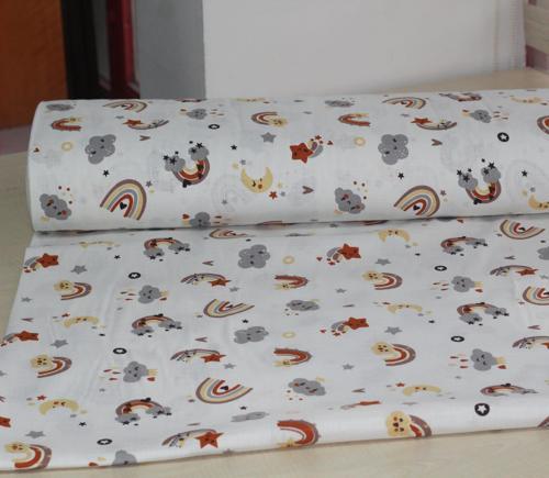 Gökkuşağı & Yıldızlar Deseni %100 Pamuk Müslin Kumaş 100*180 cm Metrelik Müslin Kumaş