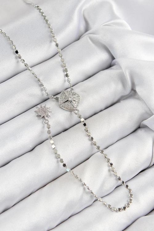 BFS Pirinç Zirkon Taşlı Ezme Zincirli Madalyon Model Gümüş Renk Y Kolye