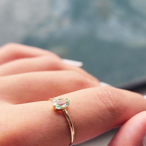 Tektaş Altın Yüzük - 14 Ayar Altın 0.40 Karat Oval Topaz Taşlı Mininal Tek Taş Kadın Yüzük