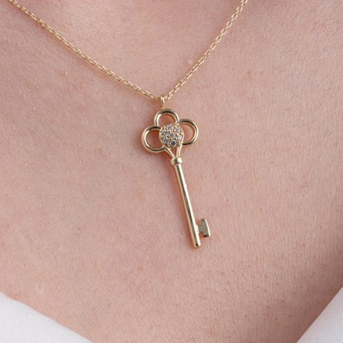 Gümüş Kolye - Taşlı Büyük Aşk Anahtar Figürlü 925 Ayar Gümüş Kolye