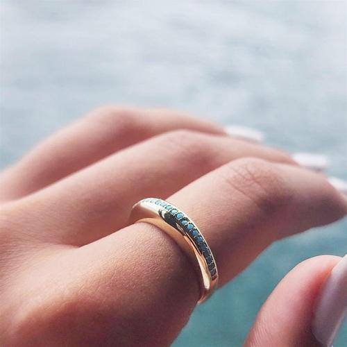 Gümüş Yüzük - Bombeli Sıra Firuze Taşlı 925 Ayar Gümüş Alyans