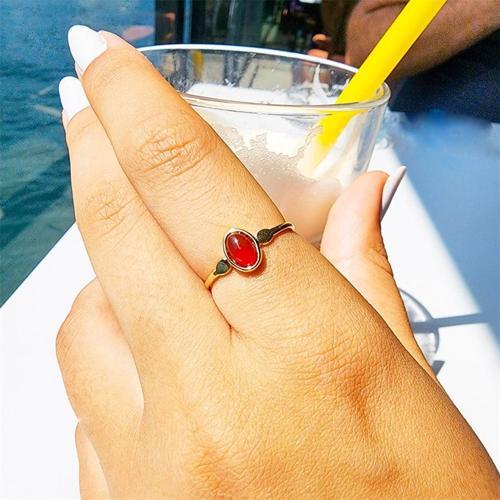 Gümüş Yüzük - Kırmızı Akik Taşlı Tektaş Evlilik Teklifi Yüzüğü-0.90 Karat Opal 925 Ayar Gümüş Yüzük