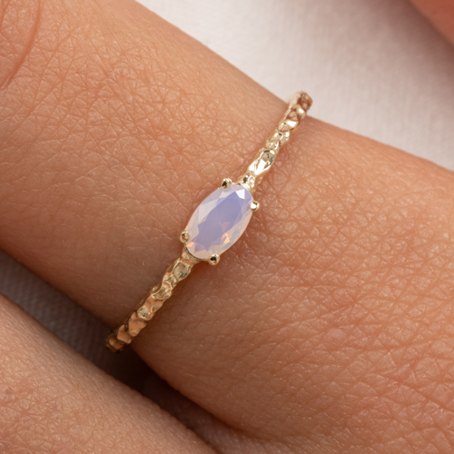 Gümüş Yüzük - Pembe Kuvars Taşlı Dövülü Eskitme Minimal Tasarım Tektaş 925 Ayar Gümüş Yüzük