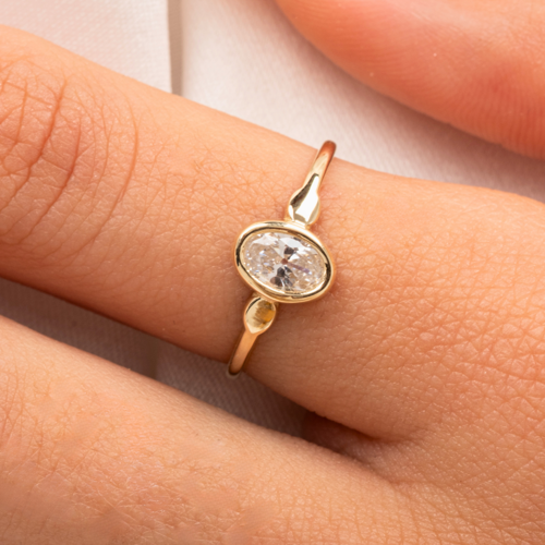 Signity Swarovski Taşlı Tek Taş Evlilik Teklifi Yüzüğü-0.90 Karat Kristal Opal 925 Ayar Gümüş Yüzük