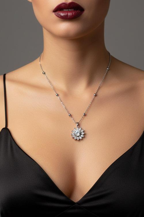 Gümüş Renk Yuvarlak Mekik Taşlı Model Top Zincir Çelik Kolye- 3766