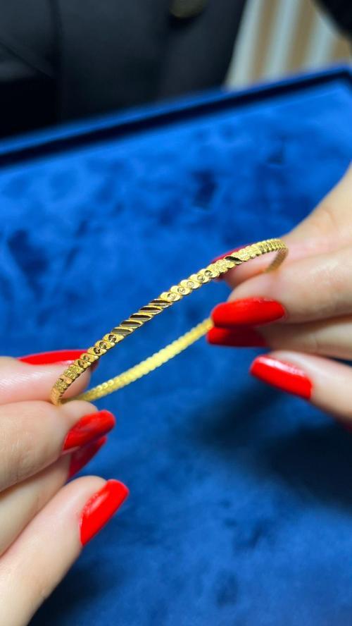 10 gr (GRAM) Yatırımlık İşçiliksiz Noktalı İkili Burma Bilezik 22 Ayar Altın