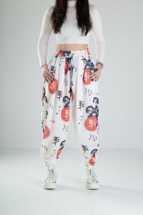 Beyaz Chinese Desenli Yarım Şalvar COC2430